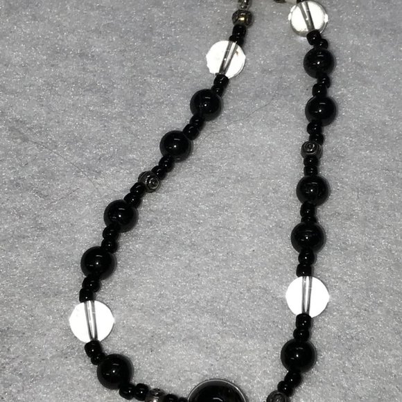 12" Long Garnet And Obsidian Anklet - Picture 7 of 7